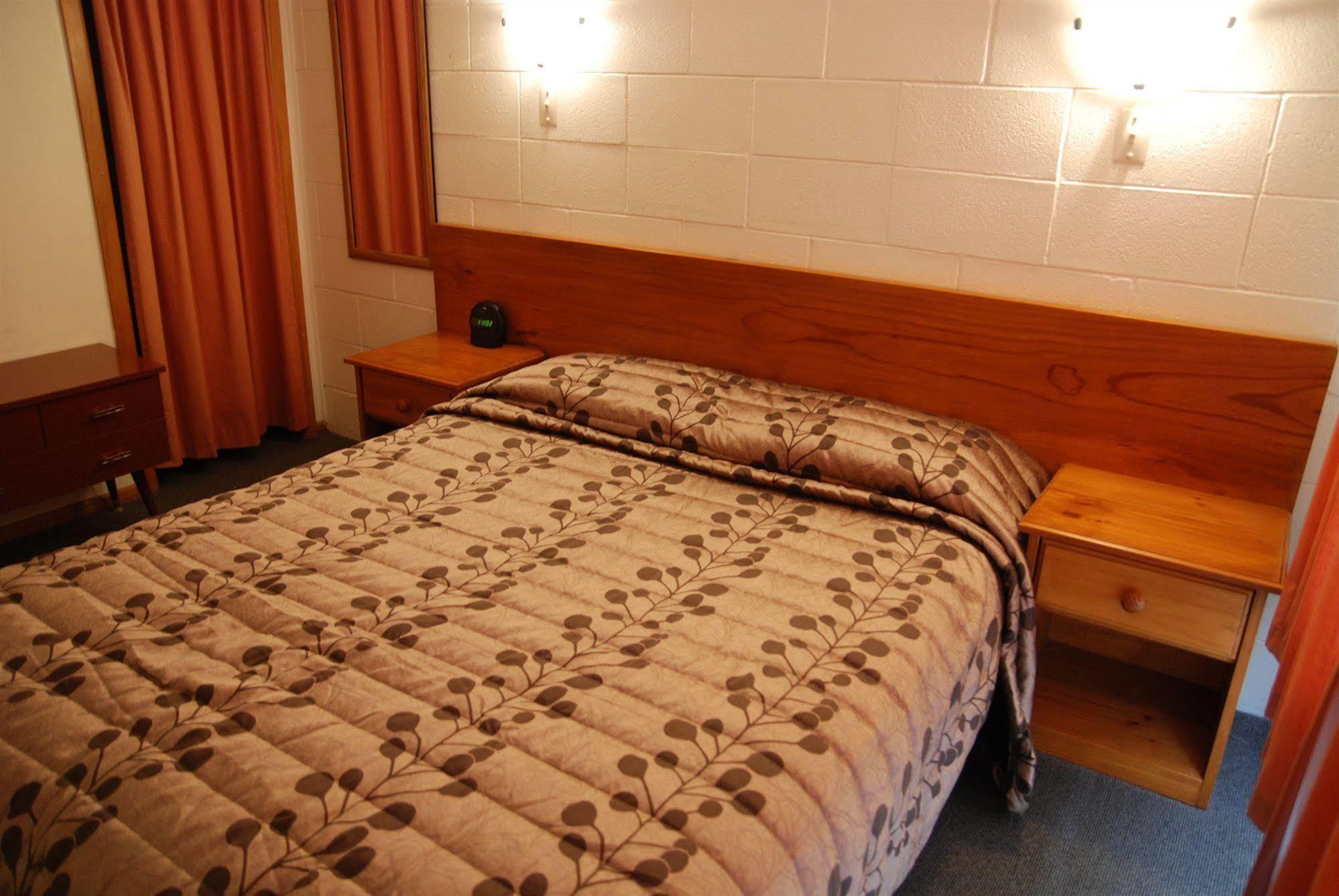Manhattan Lodge Motel Hamilton Eksteriør bilde