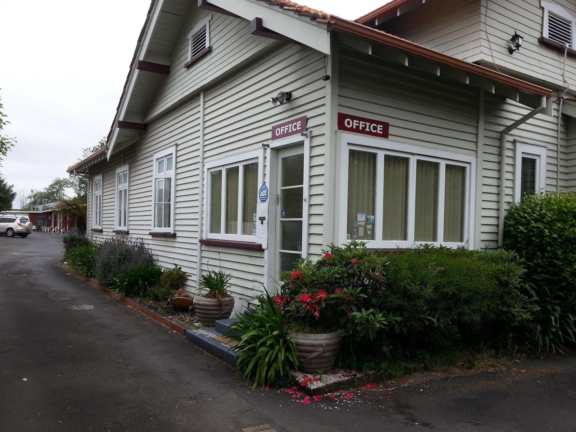 Manhattan Lodge Motel Hamilton Eksteriør bilde