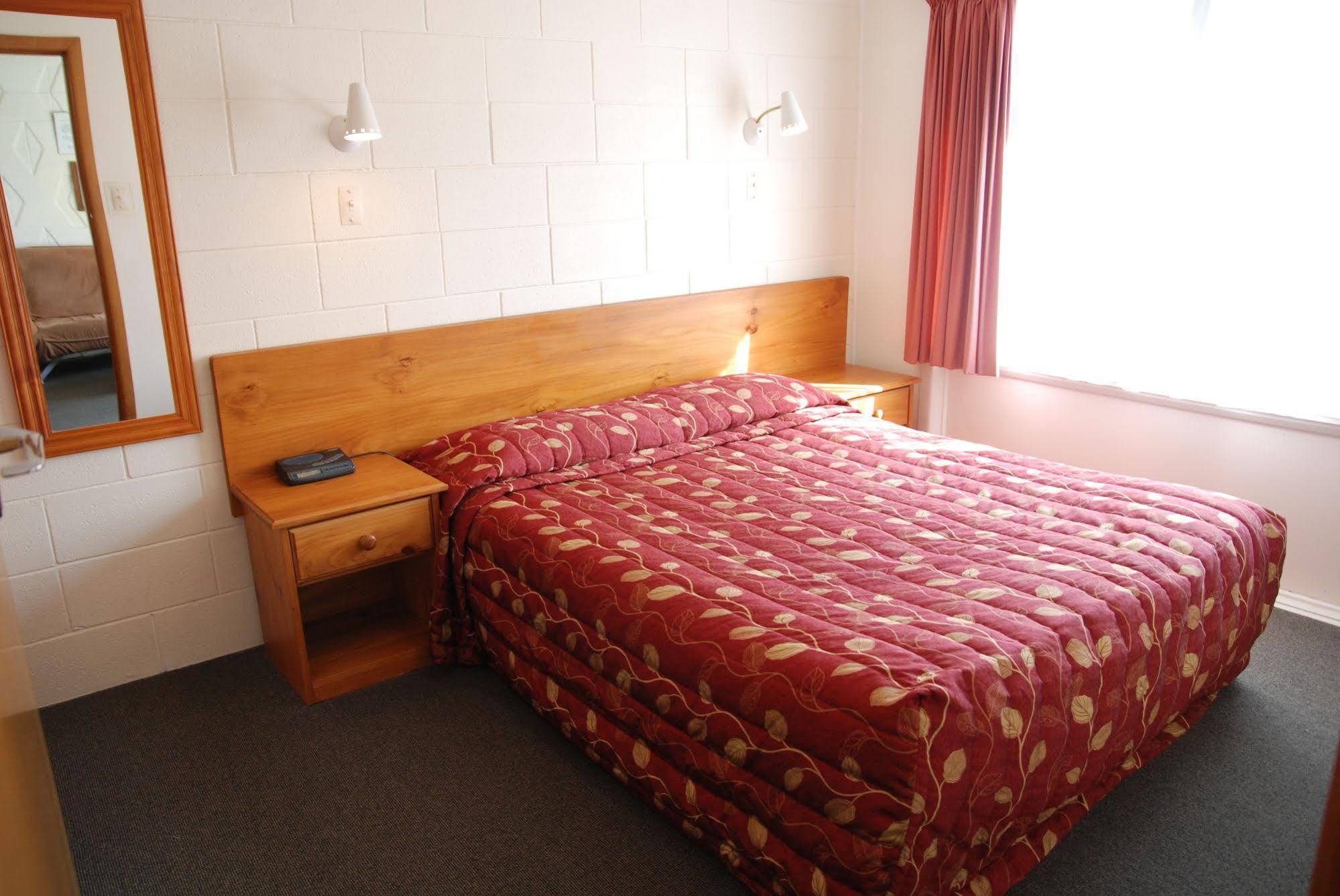 Manhattan Lodge Motel Hamilton Eksteriør bilde